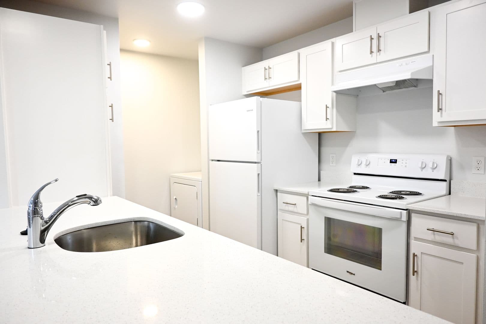 Cottage Grove Apartment: 1041 S 10th St.