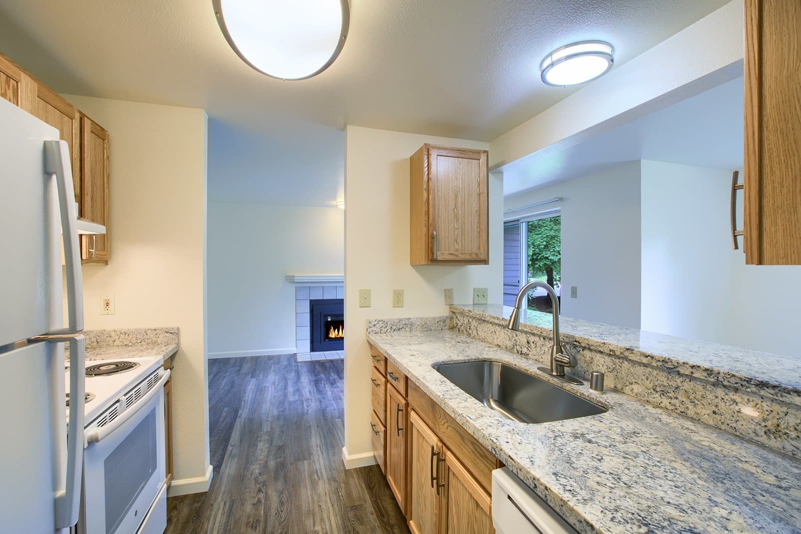 Federal Way Apartment: 32420 1st Ln. SW