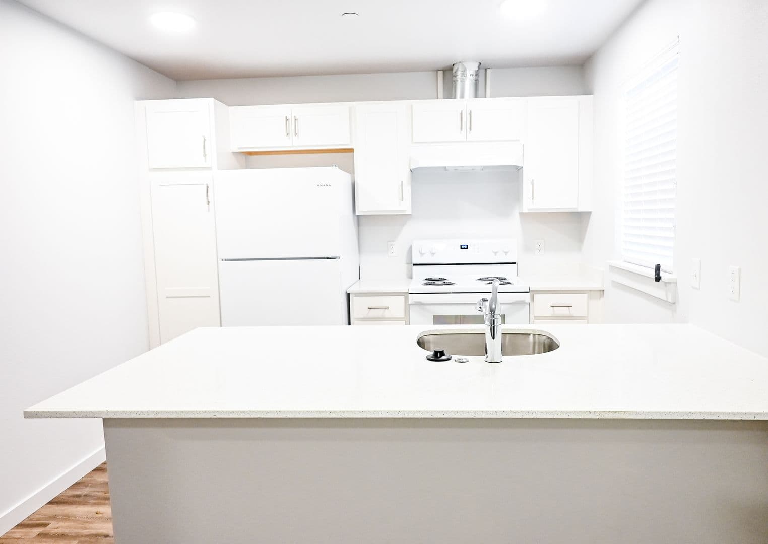 Cottage Grove Apartment: 1041 S 10th St.