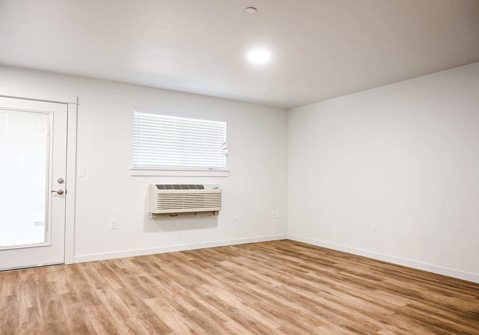 Cottage Grove Apartment: 1041 S 10th St.