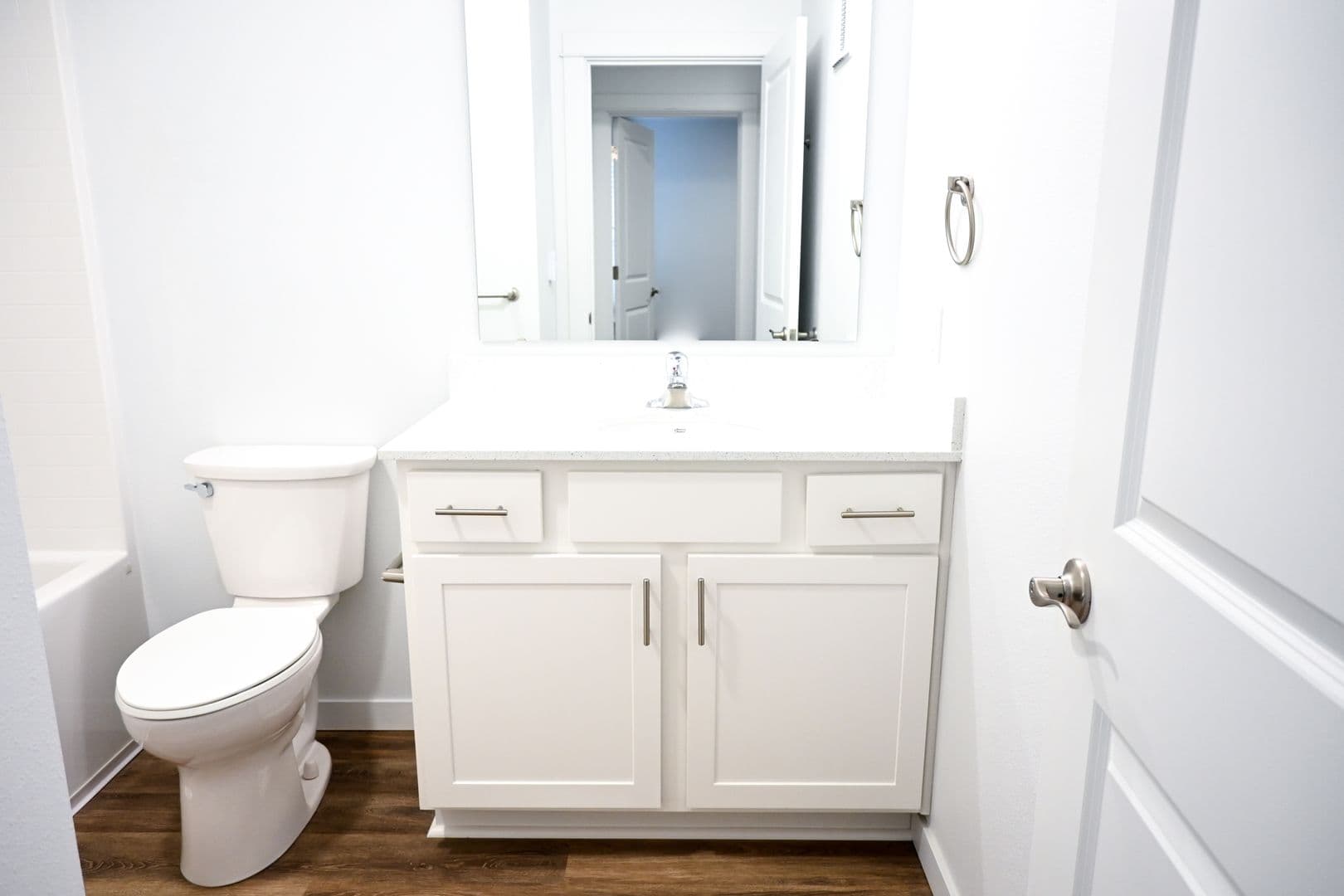 Cottage Grove Apartment: 1041 S 10th St.