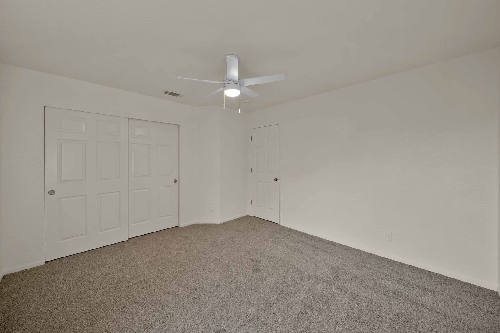Redding Apartment: 851 Mission De Oro Dr.