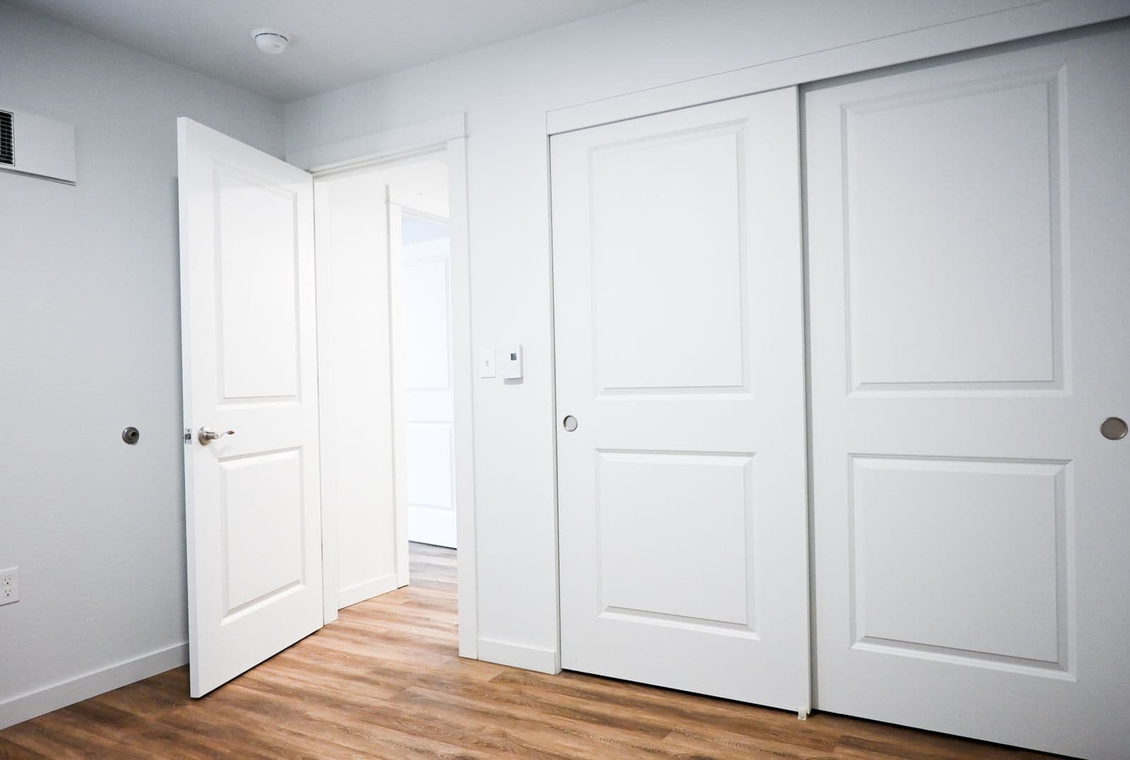 Cottage Grove Apartment: 1041 S 10th St.
