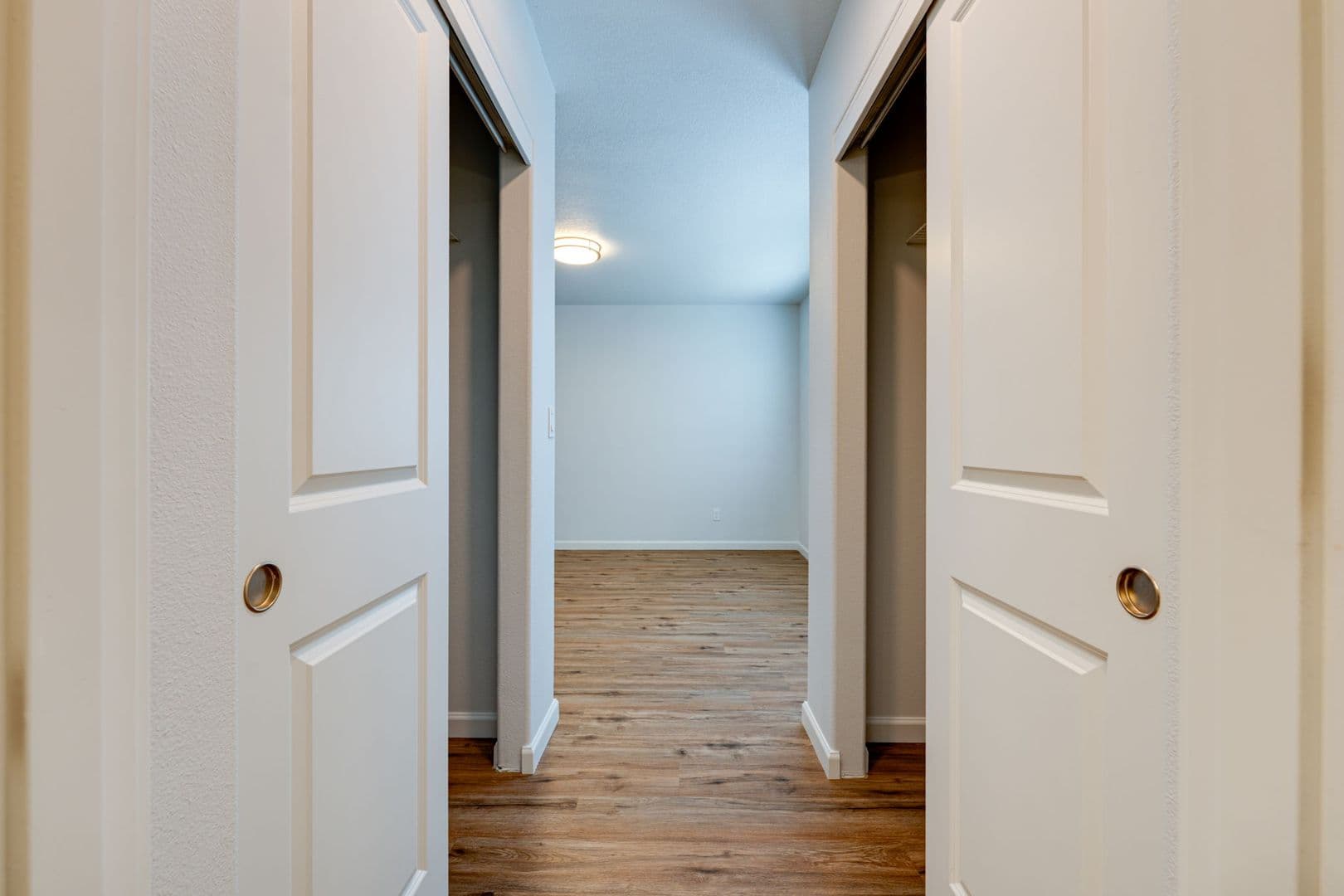 Cottage Grove Townhome: 935 Arthur Ave