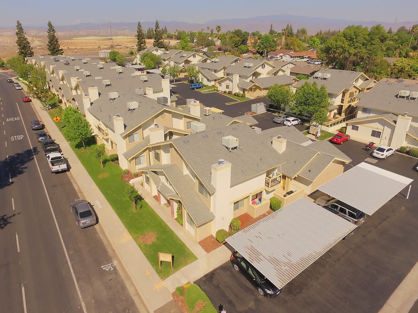 Bakersfield Apartment: 4841 Columbus St.