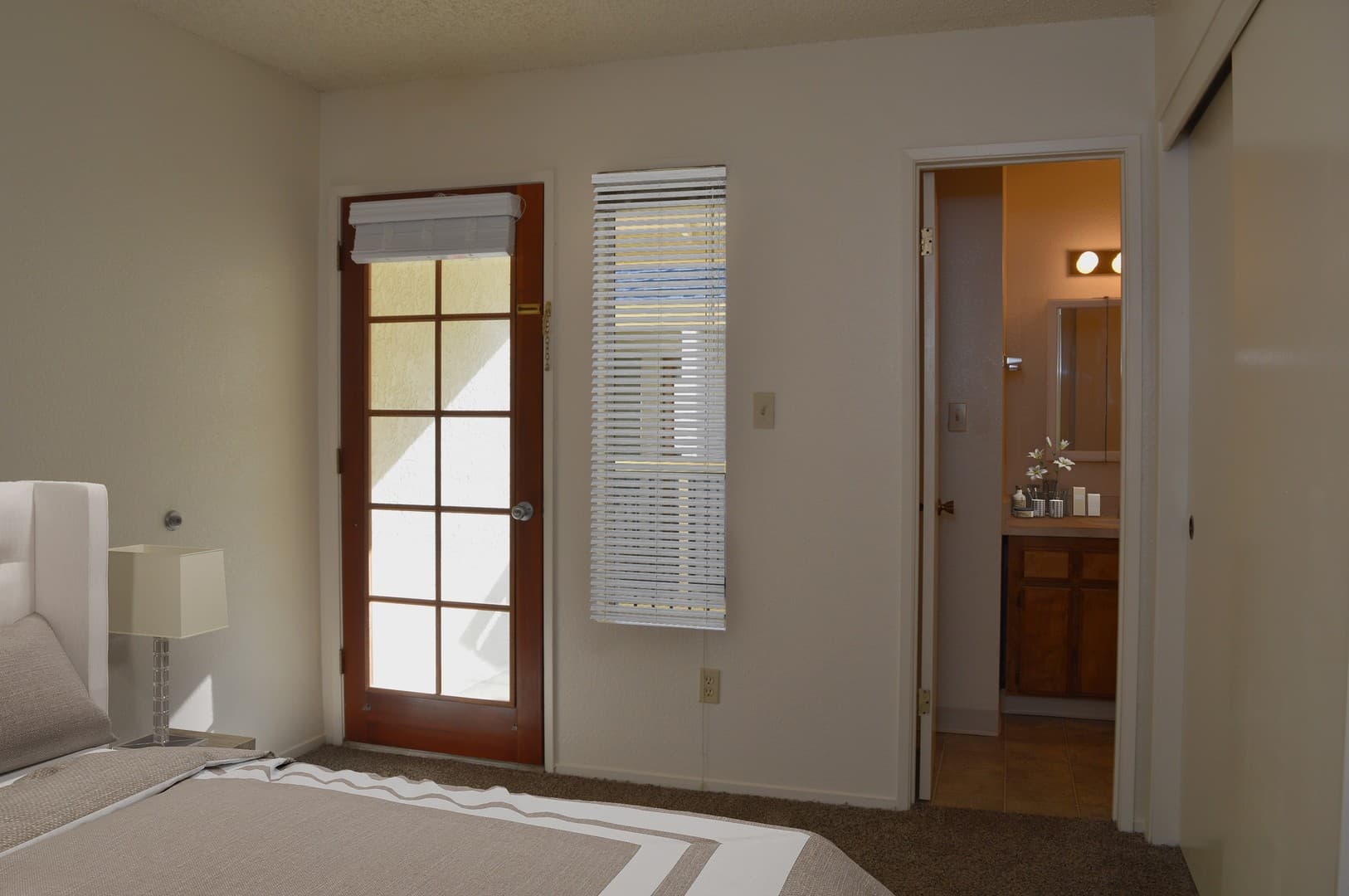 Bakersfield Apartment: 4841 Columbus St.