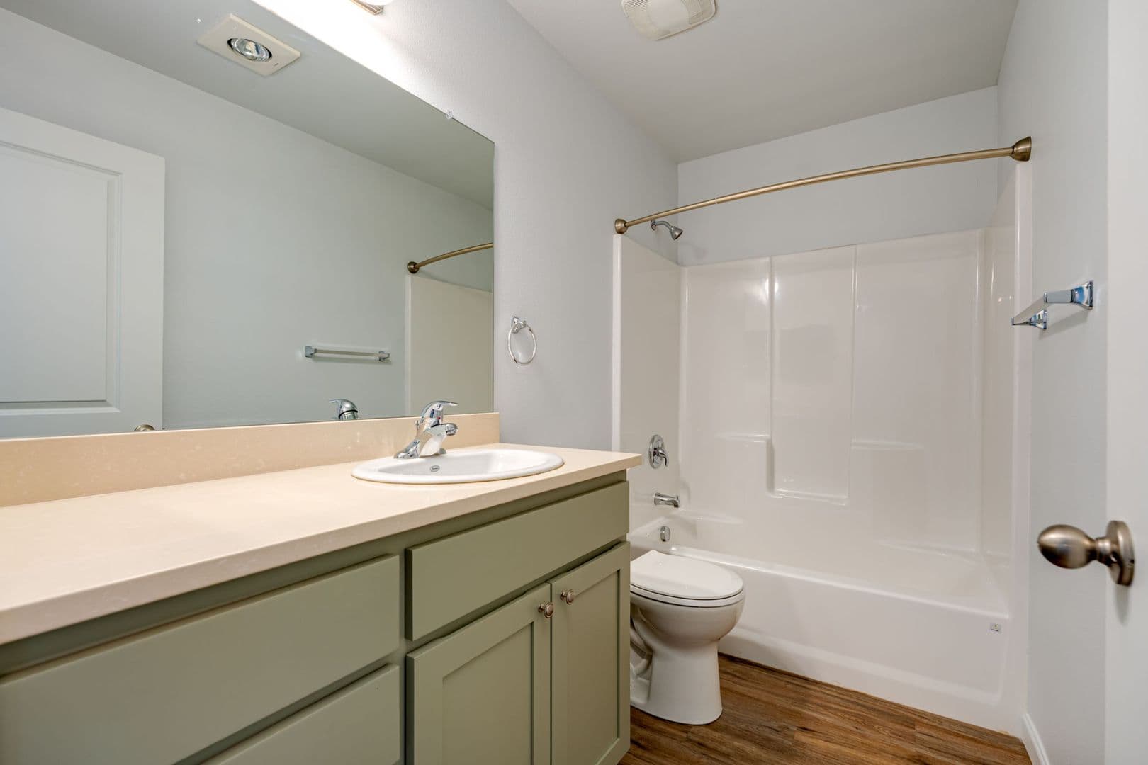 Cottage Grove Townhome: 935 Arthur Ave