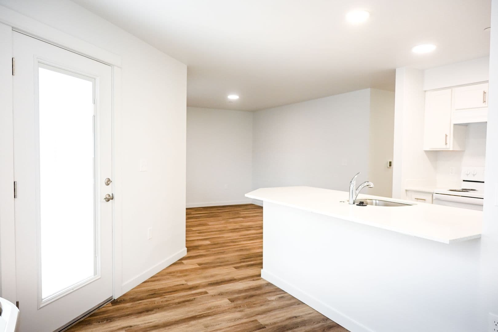 Cottage Grove Apartment: 1041 S 10th St.