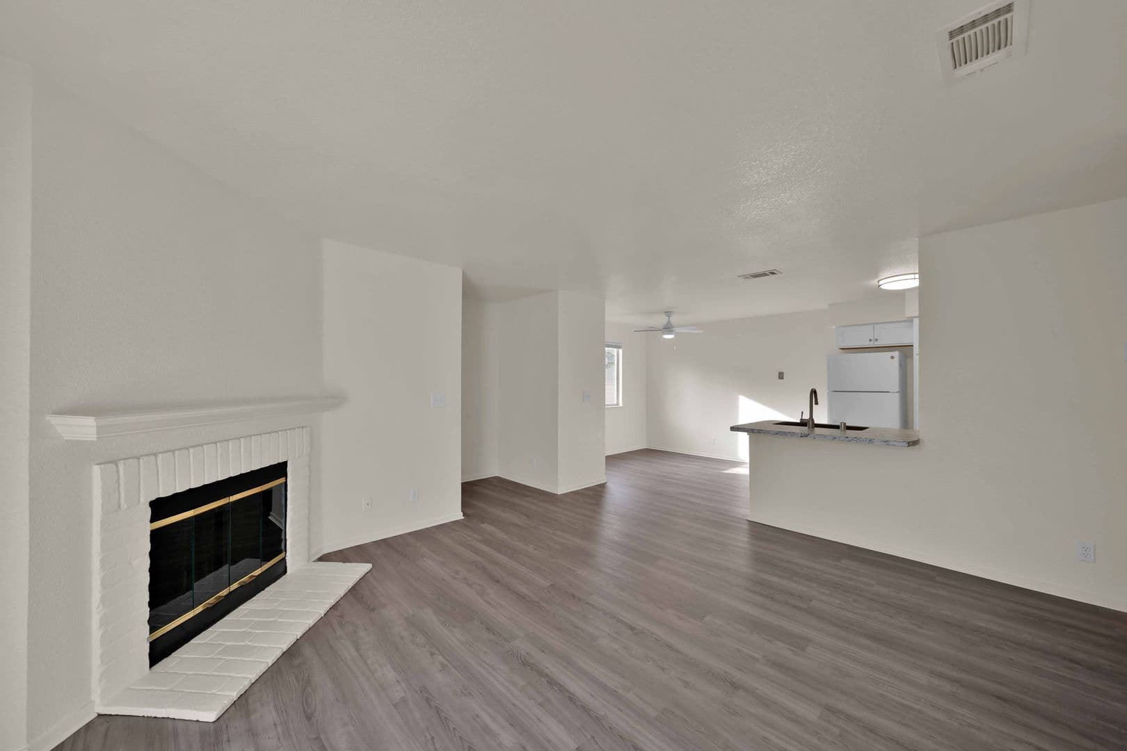 Redding Apartment: 851 Mission De Oro Dr.
