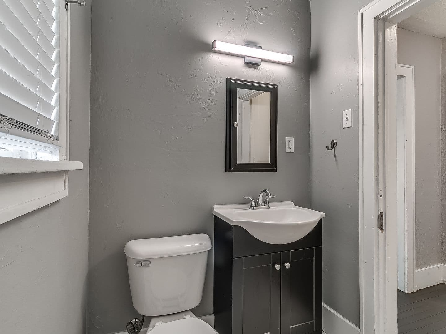 Oklahoma City Apartment: 1300 NW 15th St