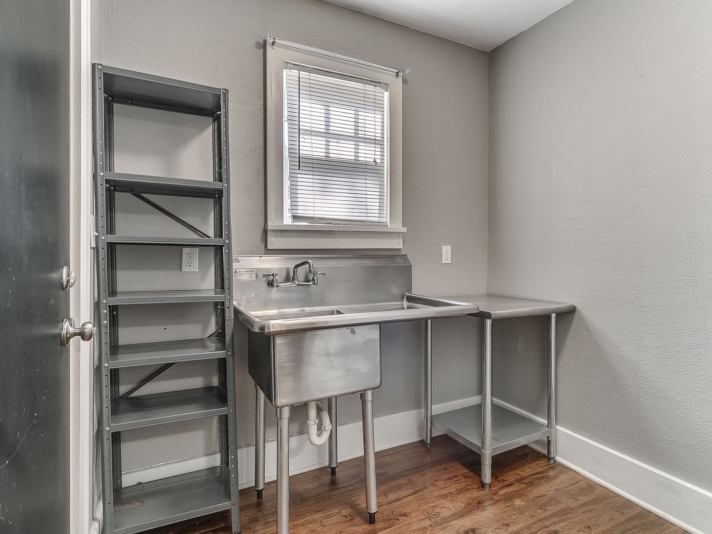 Oklahoma City Apartment: 1300 NW 15th St
