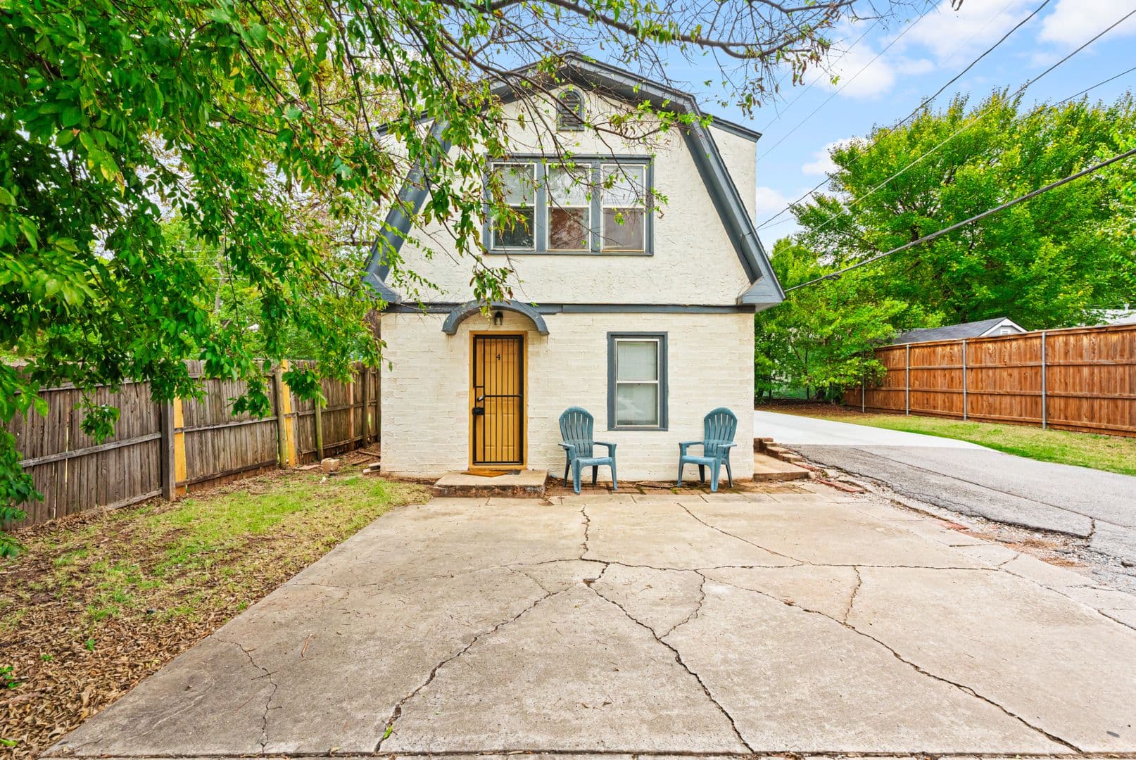 Oklahoma City Apartment: 318 NW 27TH ST