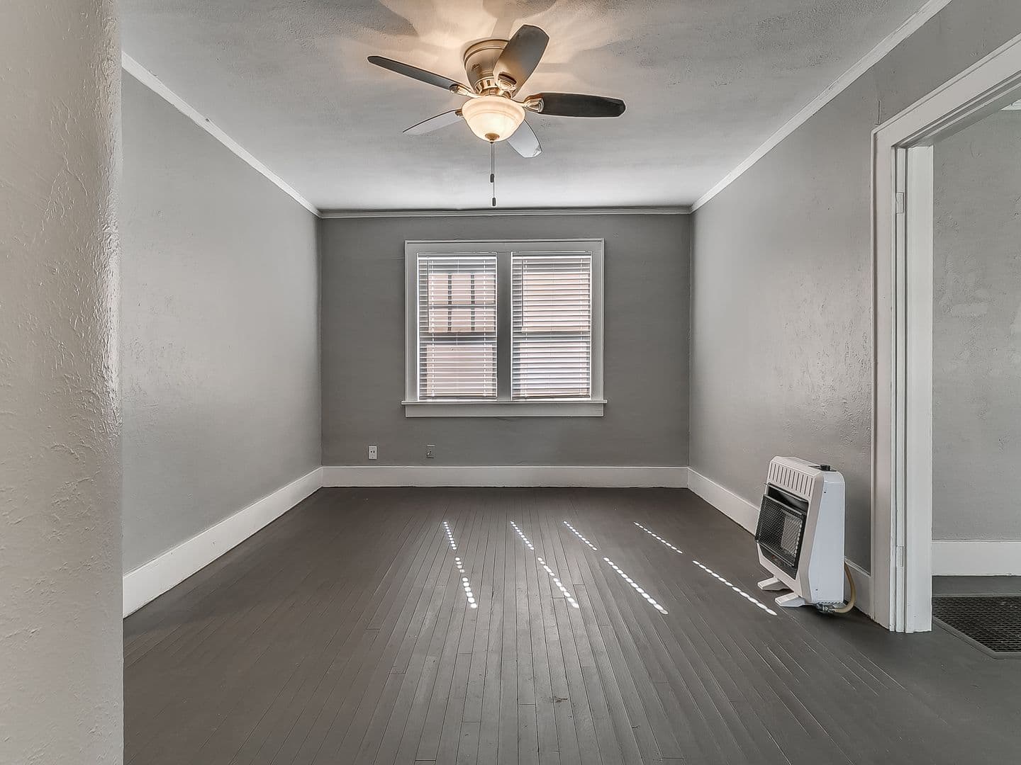 Oklahoma City Apartment: 1300 NW 15th St