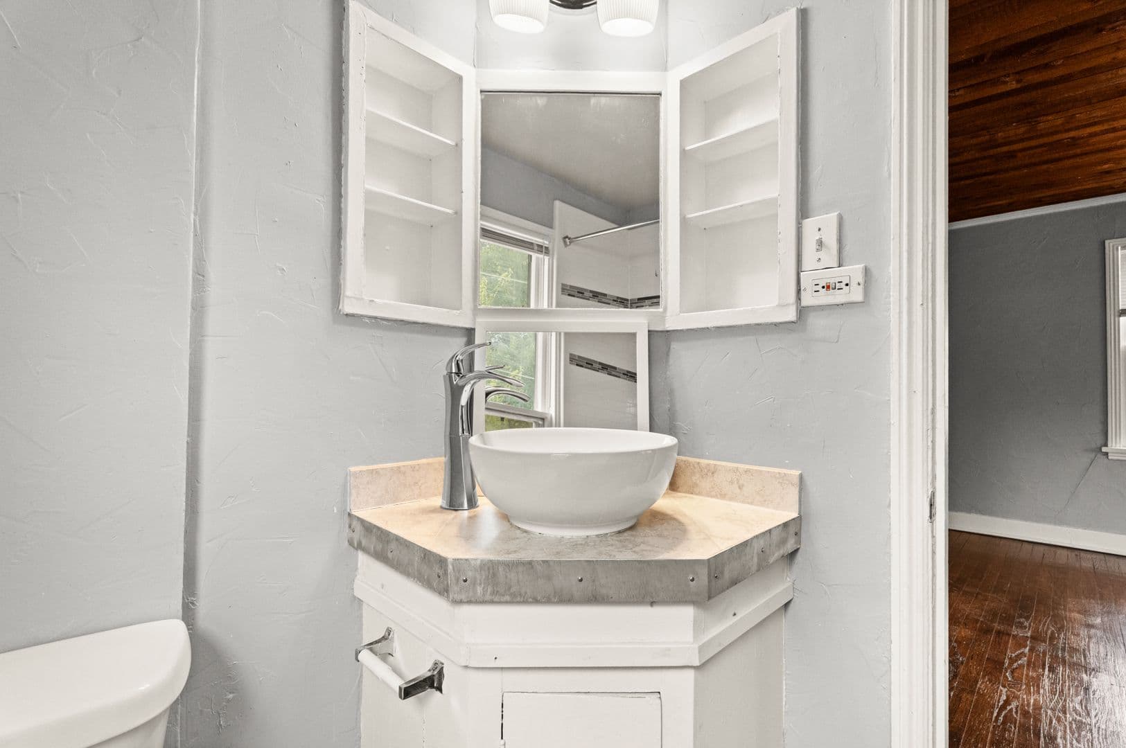 Oklahoma City Apartment: 318 NW 27TH ST