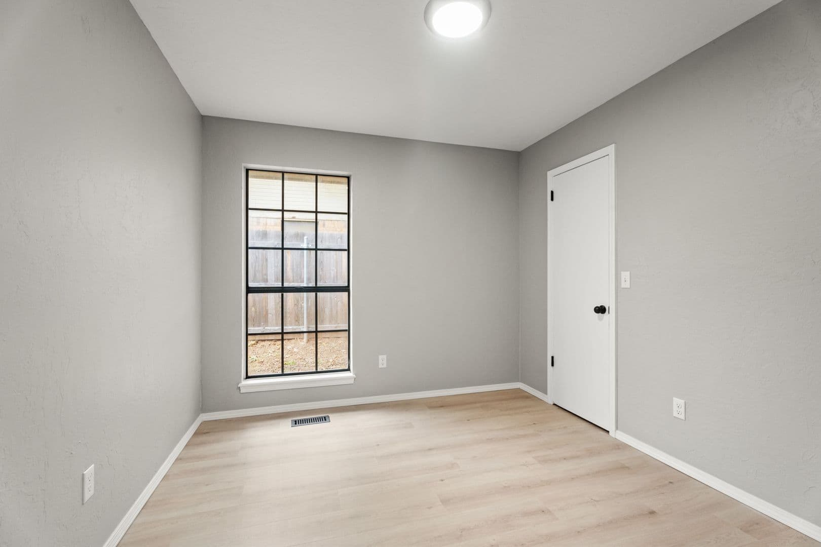 Norman House: 2620 Belknap Ave