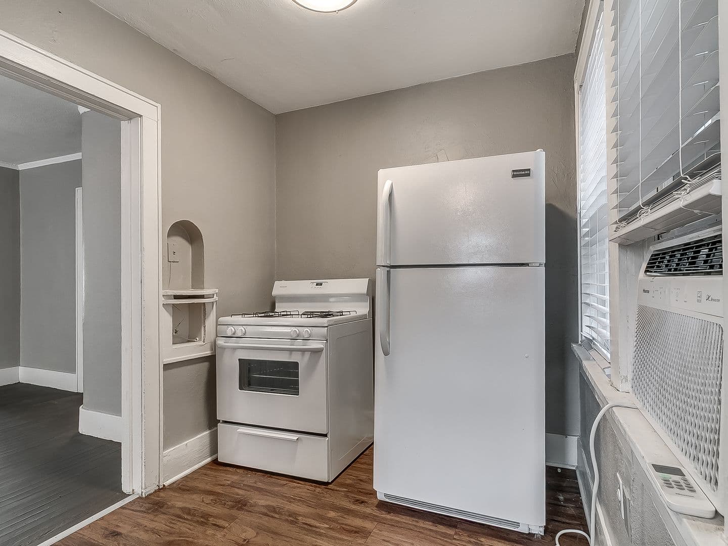 Oklahoma City Apartment: 1300 NW 15th St