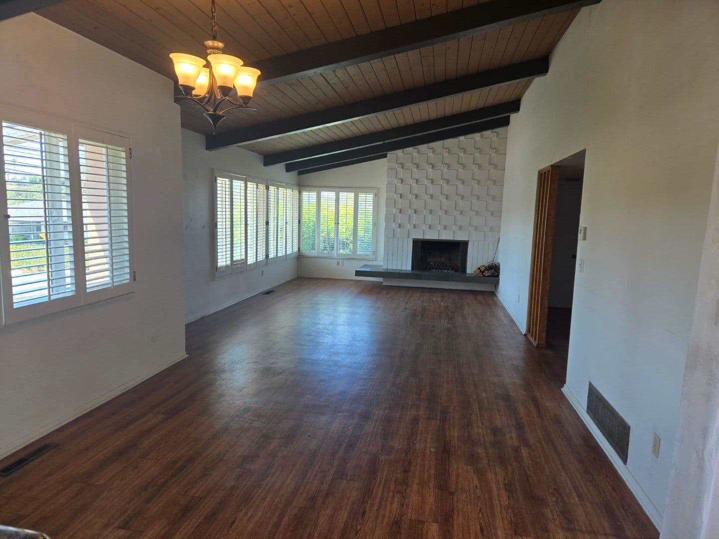 San Diego House: 5310 Prosperity Lane