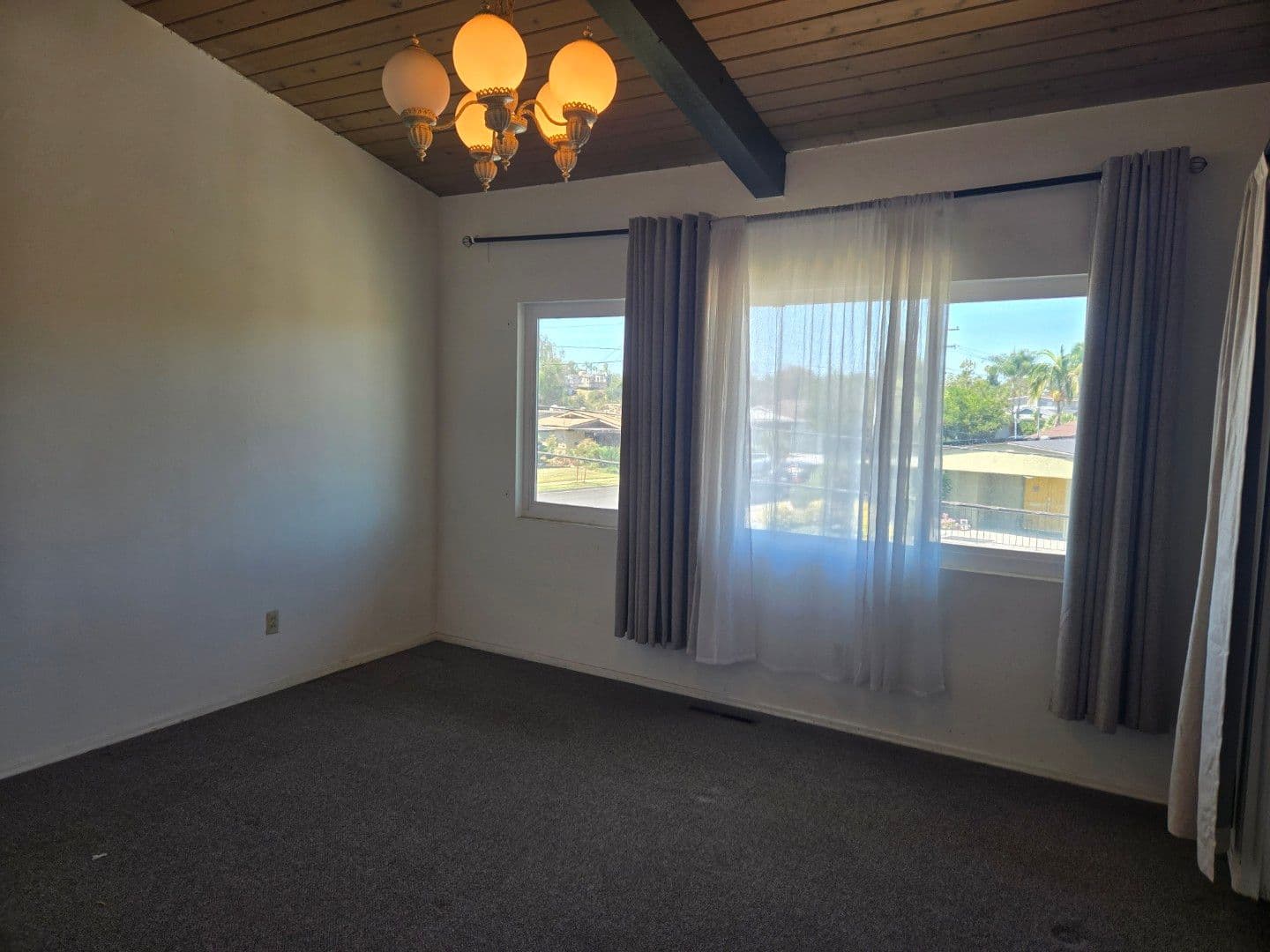 San Diego House: 5310 Prosperity Lane