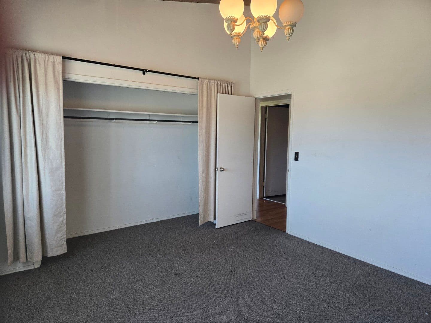 San Diego House: 5310 Prosperity Lane