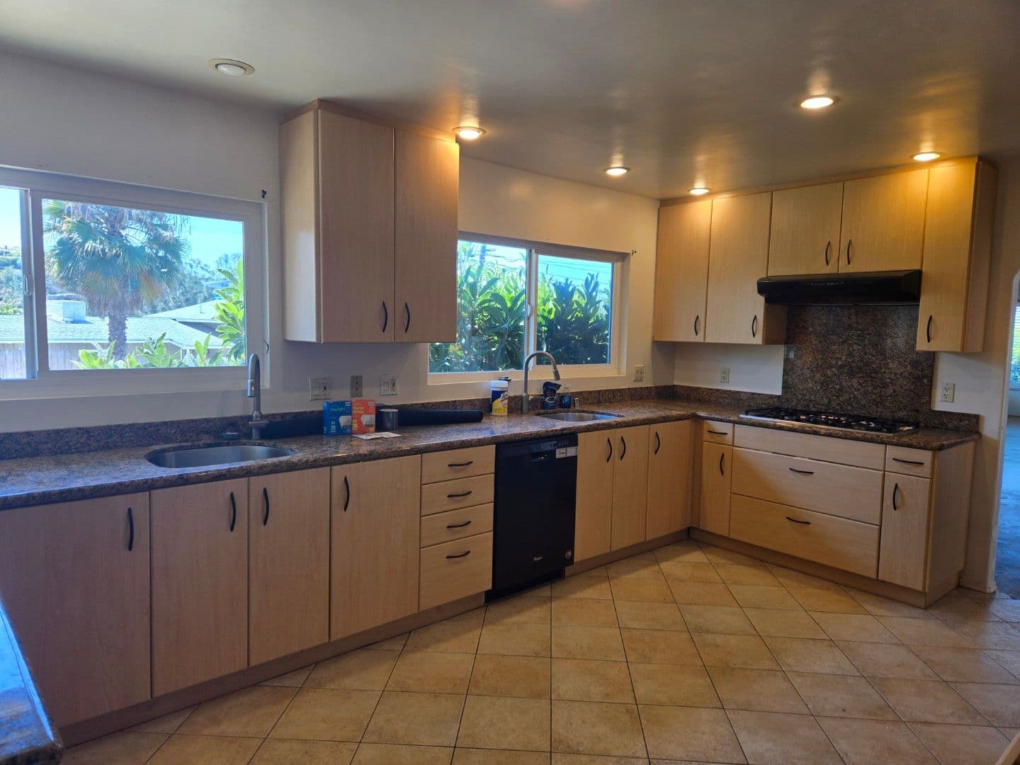 San Diego House: 5310 Prosperity Lane