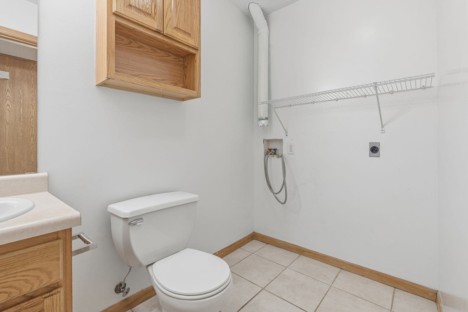 Warrensburg Apartment: 107 Grover St Unit B