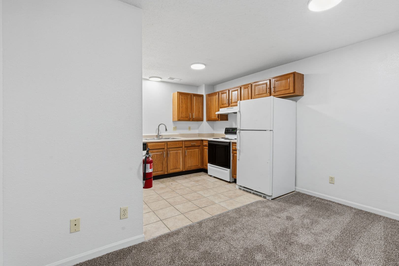 Warrensburg Apartment: 111 Commercial St Unit 105