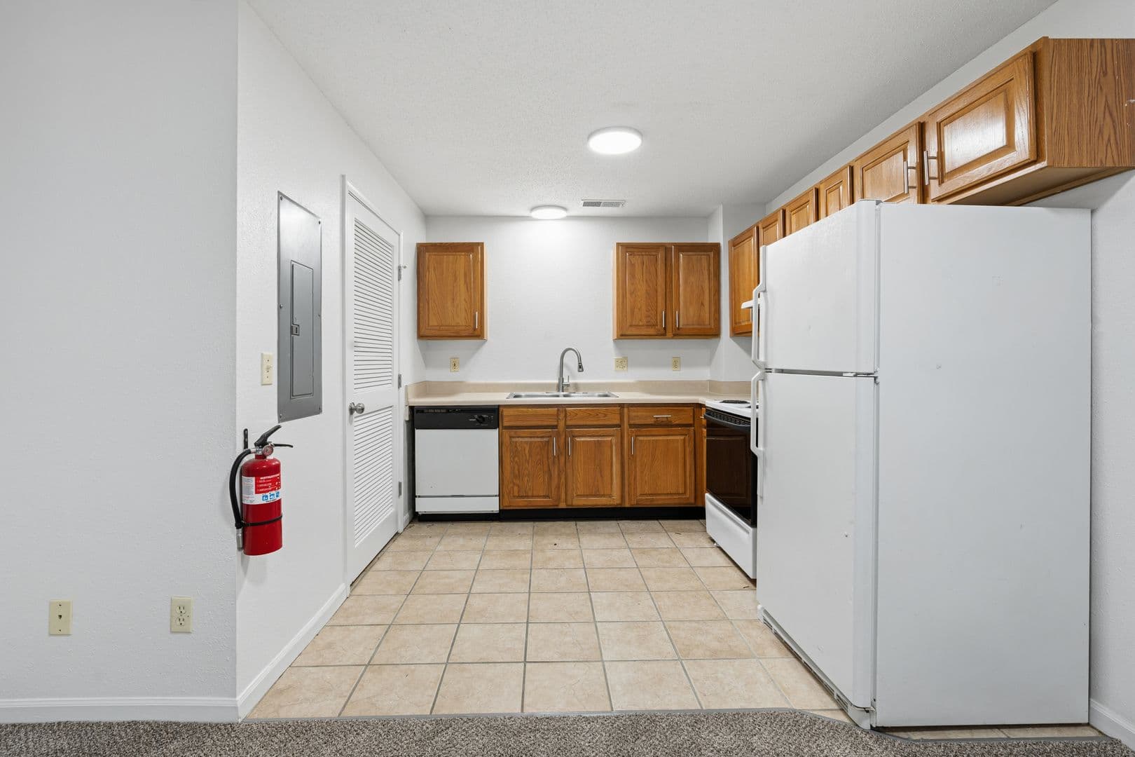 Warrensburg Apartment: 111 Commercial St Unit 105