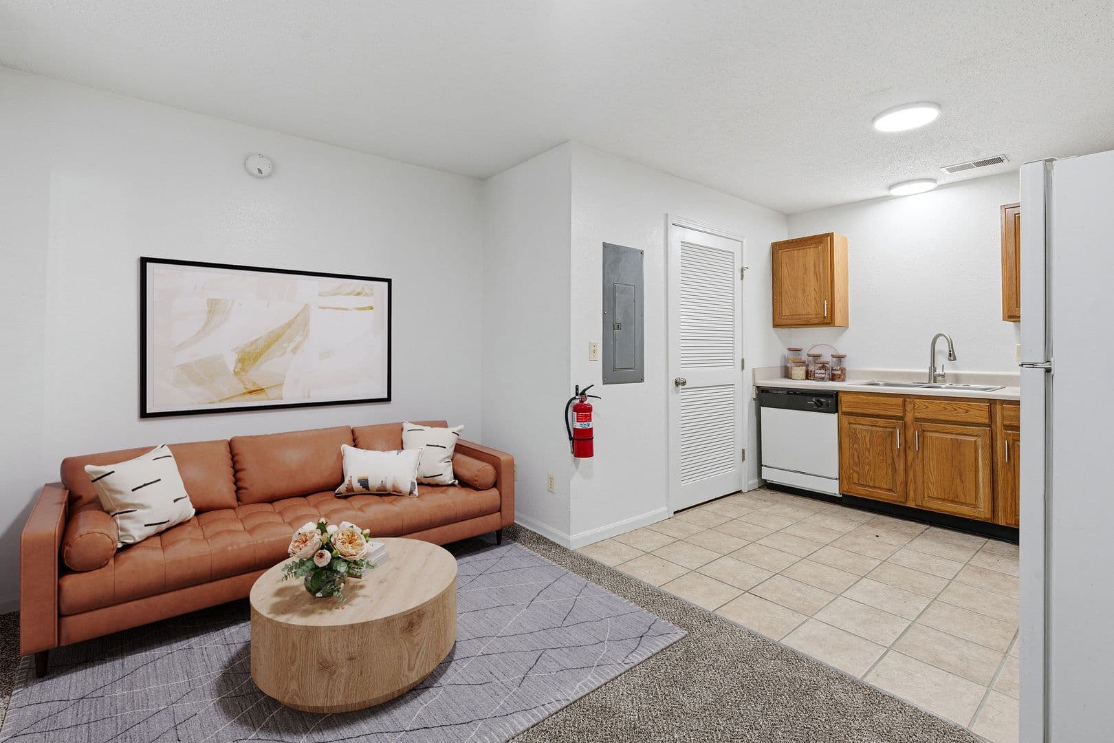Warrensburg Apartment: 111 Commercial St Unit 105
