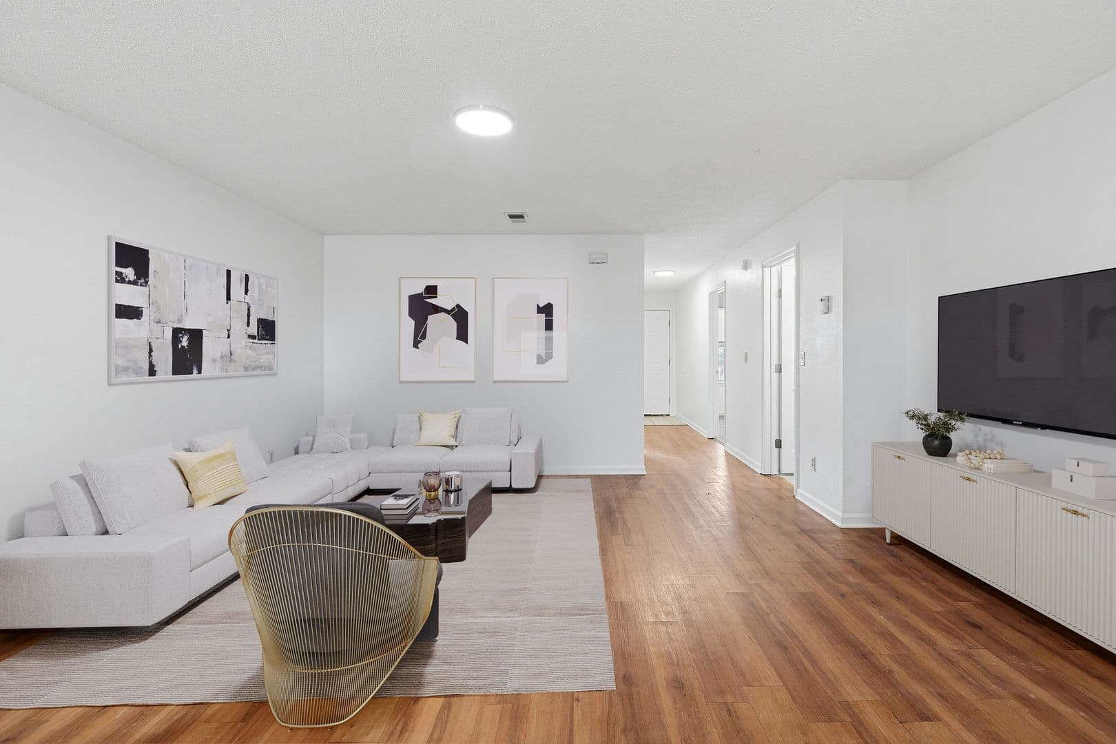 Warrensburg Apartment: 111 Commercial