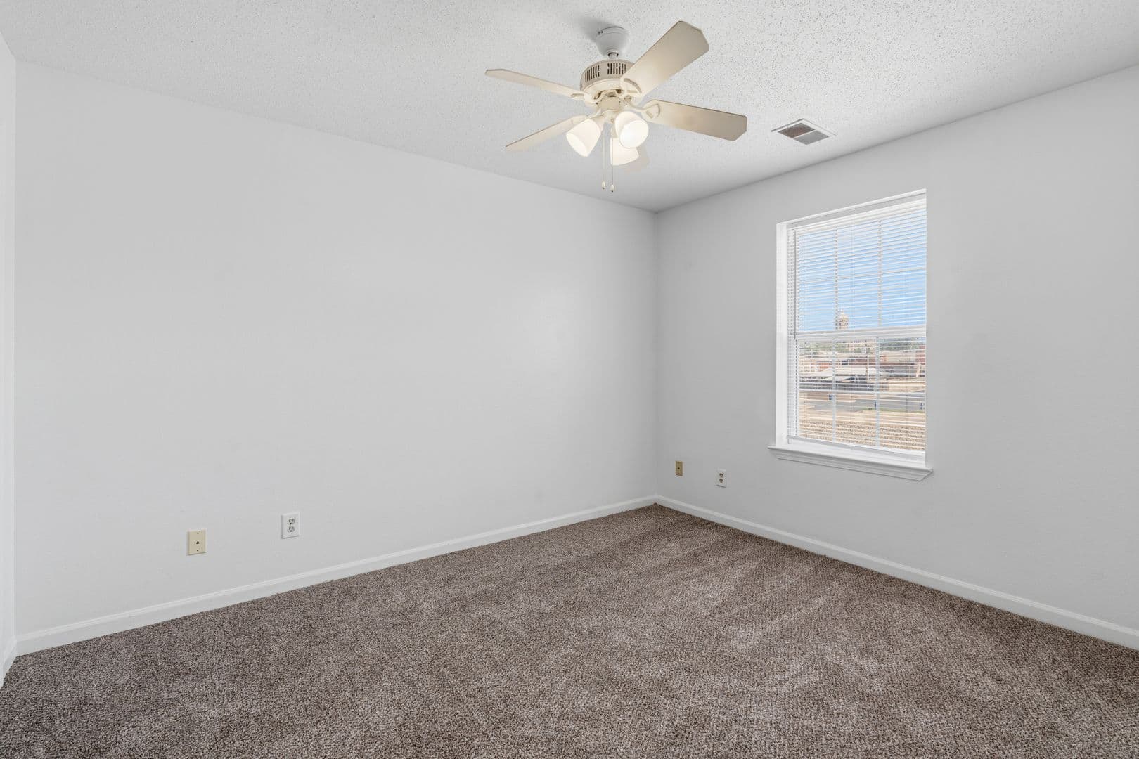Warrensburg Apartment: 111 Commercial