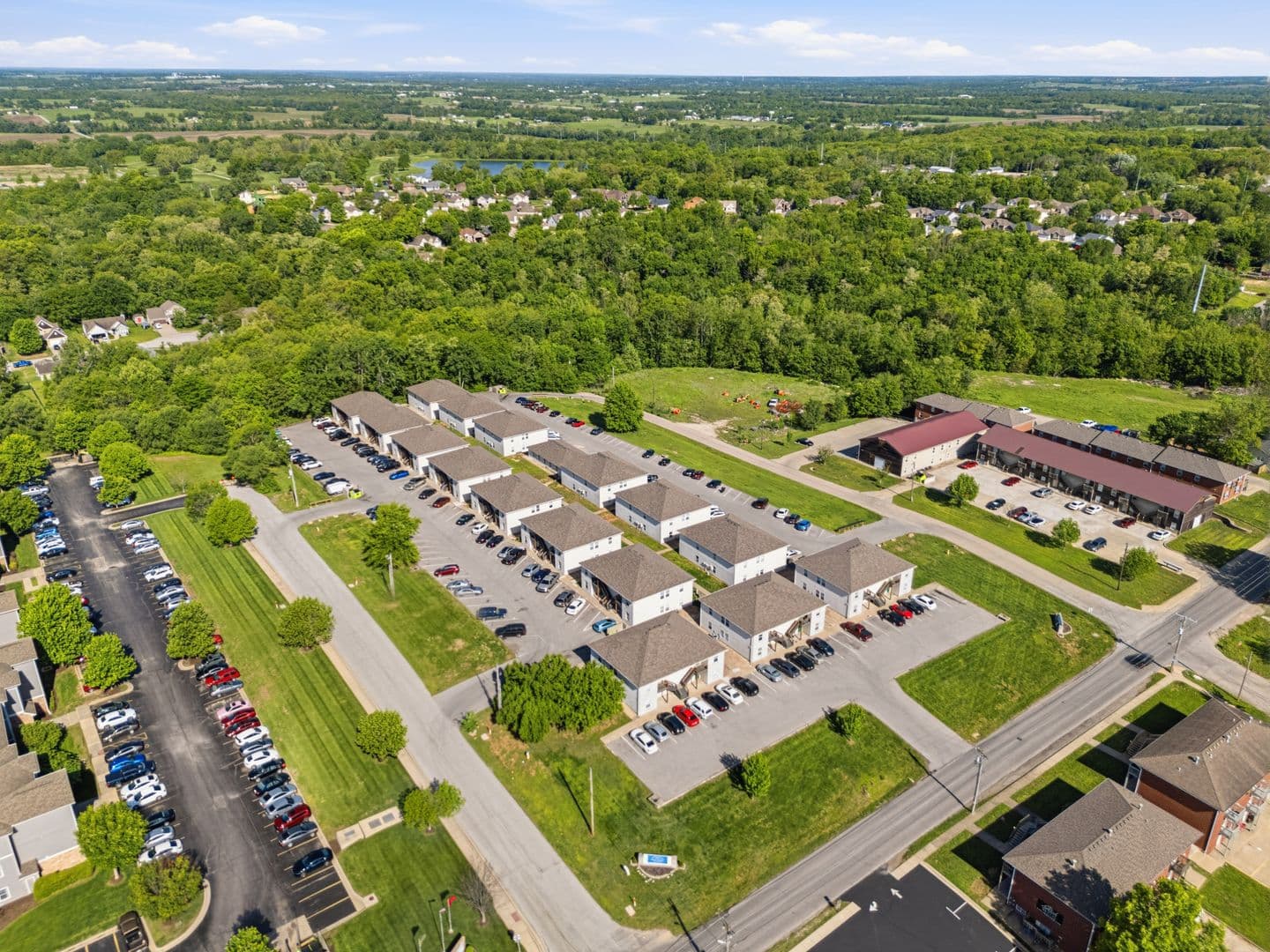 Warrensburg Apartment: 412 S Main St
