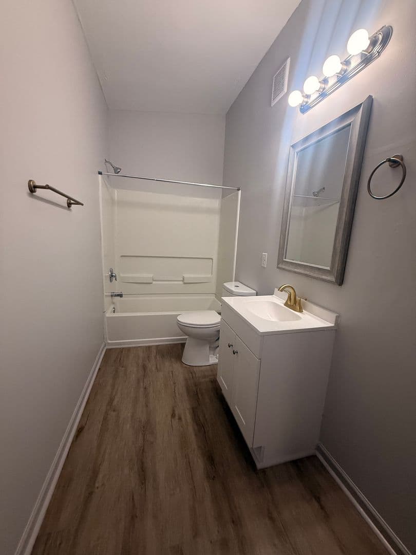Pottstown Apartment: 320-322 E HIGH ST