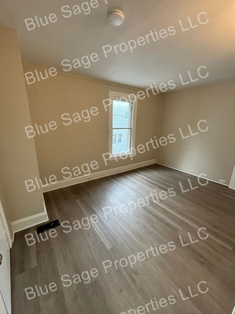 Pottstown House: 126 E Beech St
