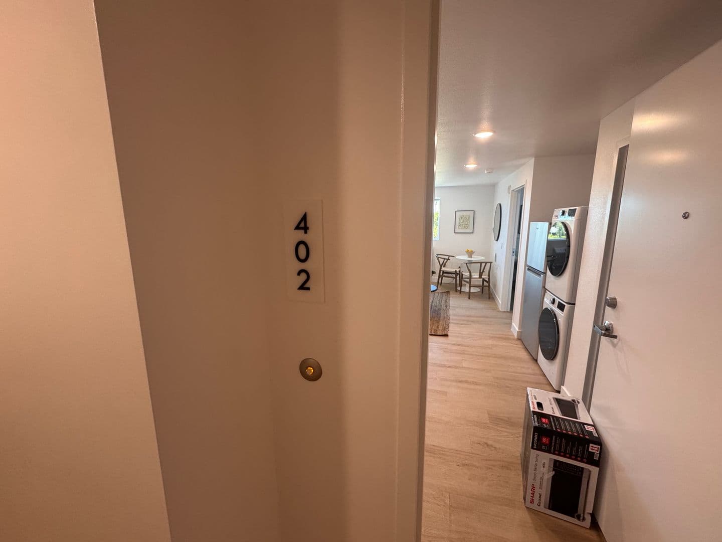 Los Angeles Apartment: 4973 W 21st Street