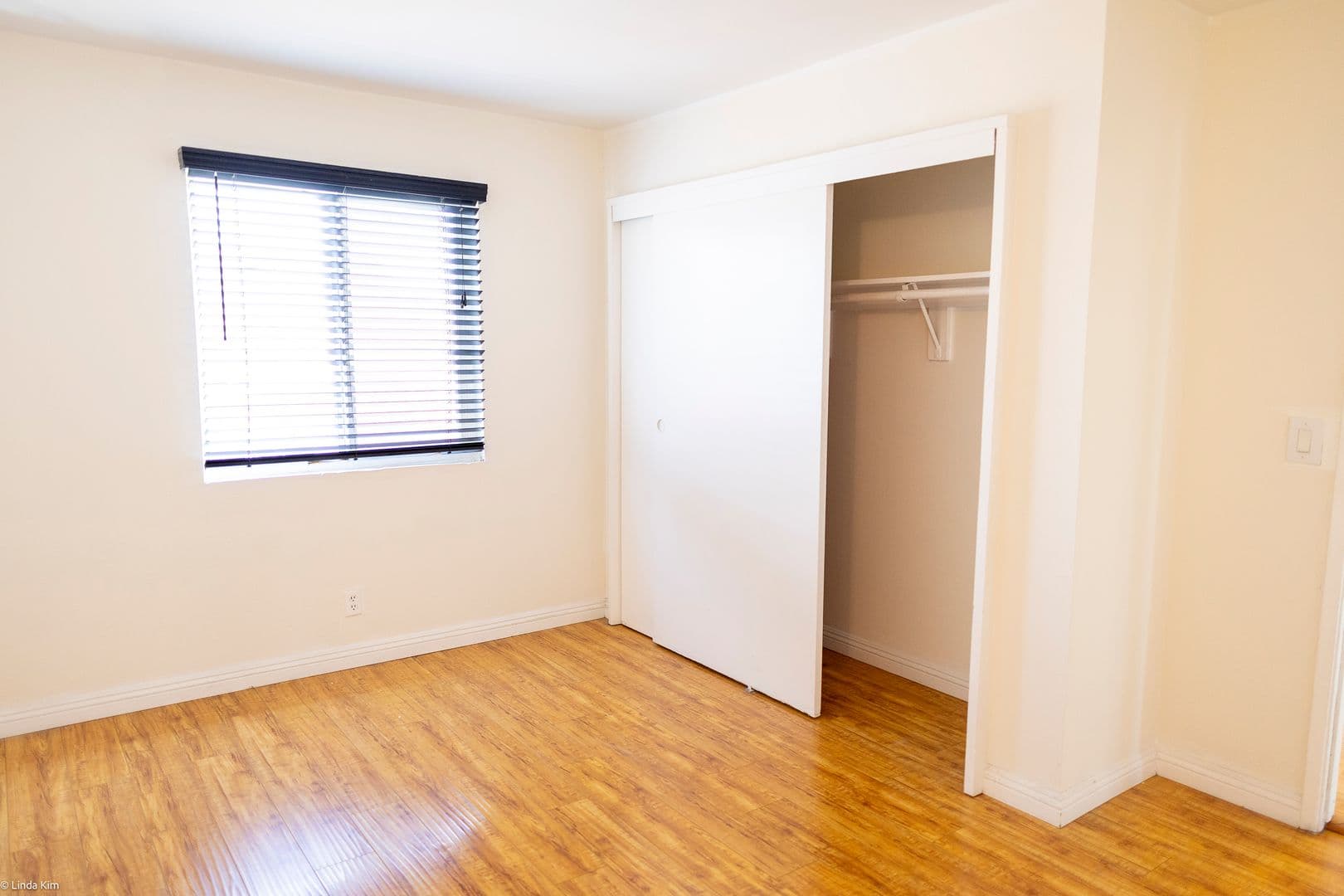 Los Angeles Apartment: 1881 Jefferson Blvd