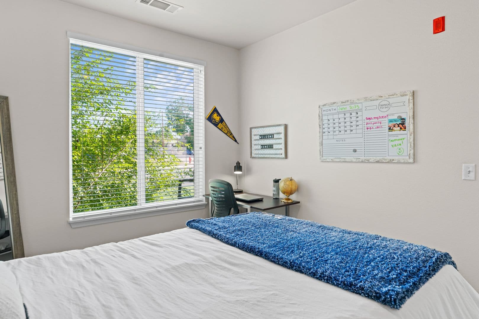 Greeley Apartment: 1758 6th Ave
