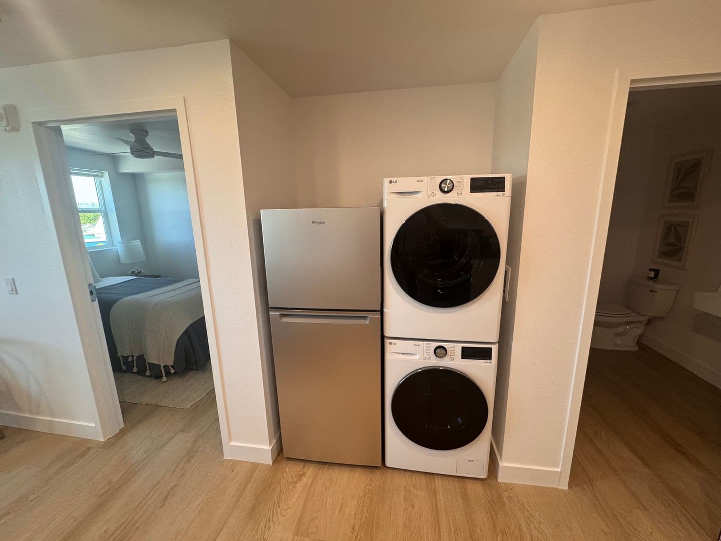 Los Angeles Apartment: 4973 W 21st Street