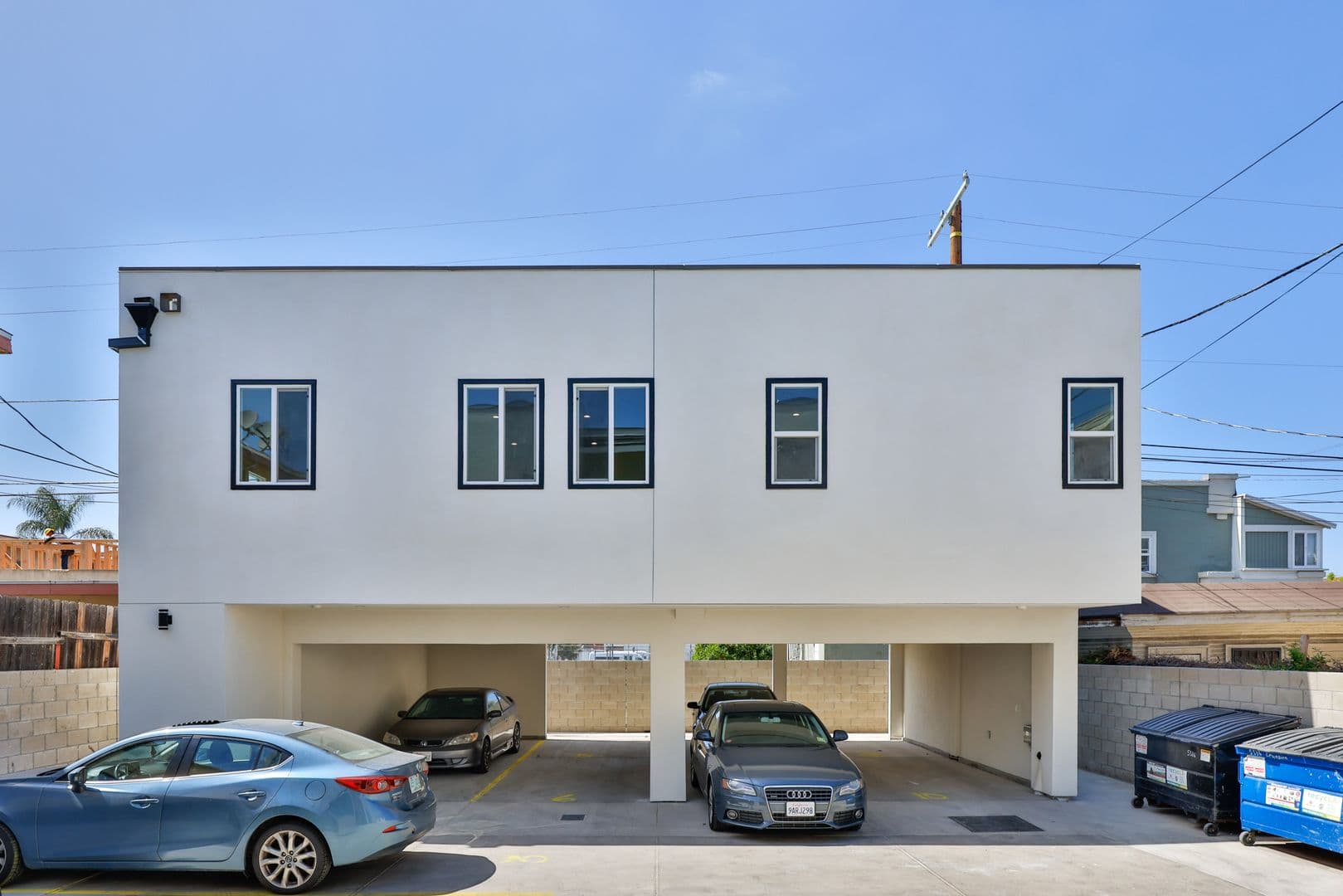 Los Angeles Apartment: 5536 Lexington Ave