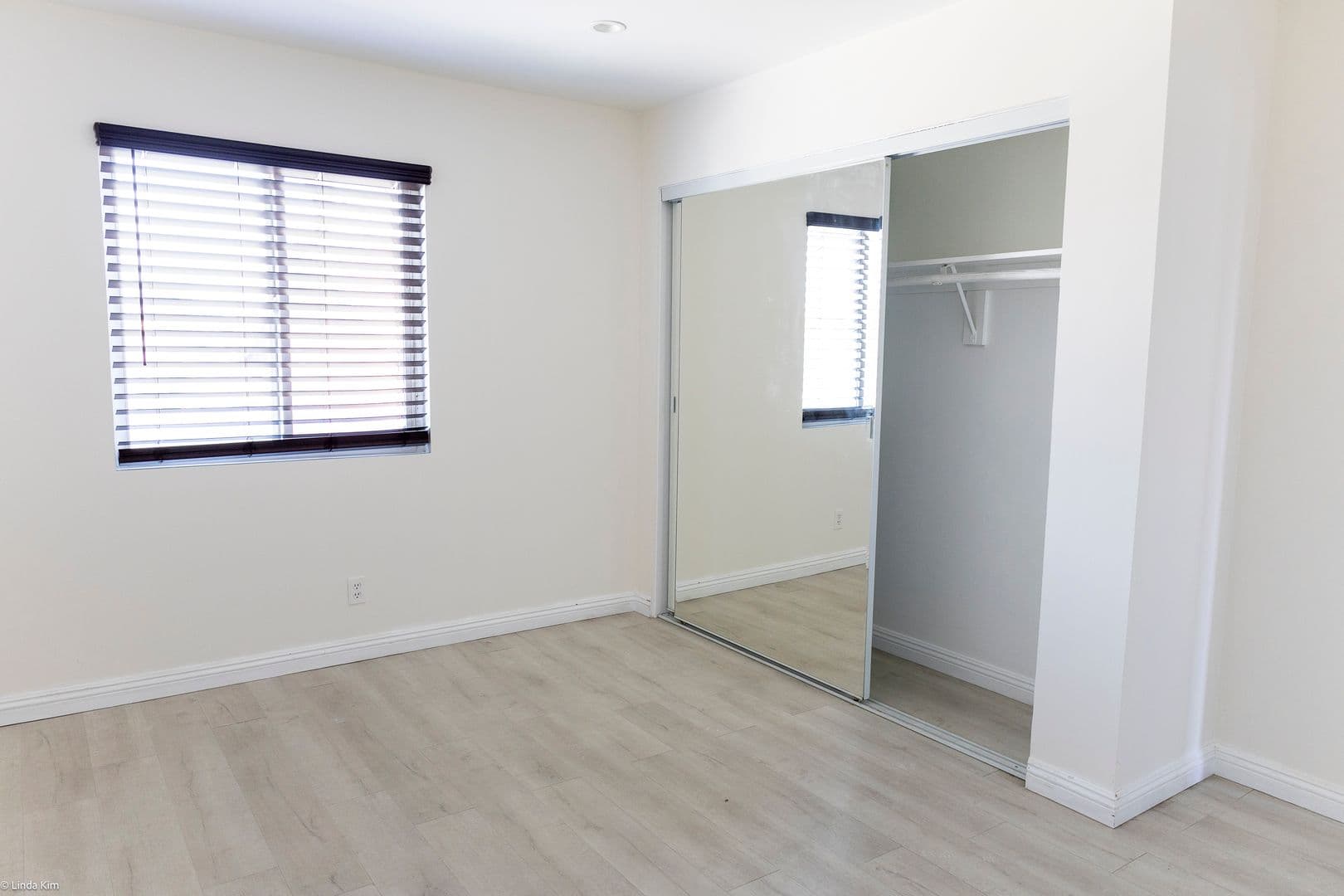 Los Angeles Apartment: 1881 Jefferson Blvd