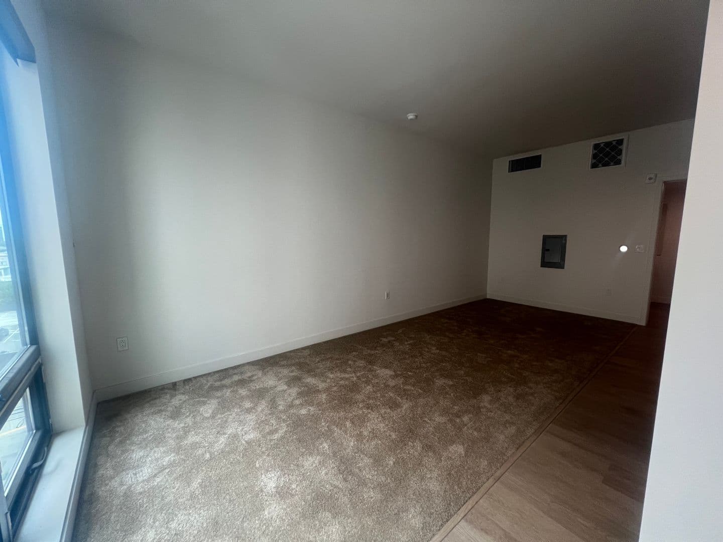 Los Angeles Apartment: 10700 Tabor St