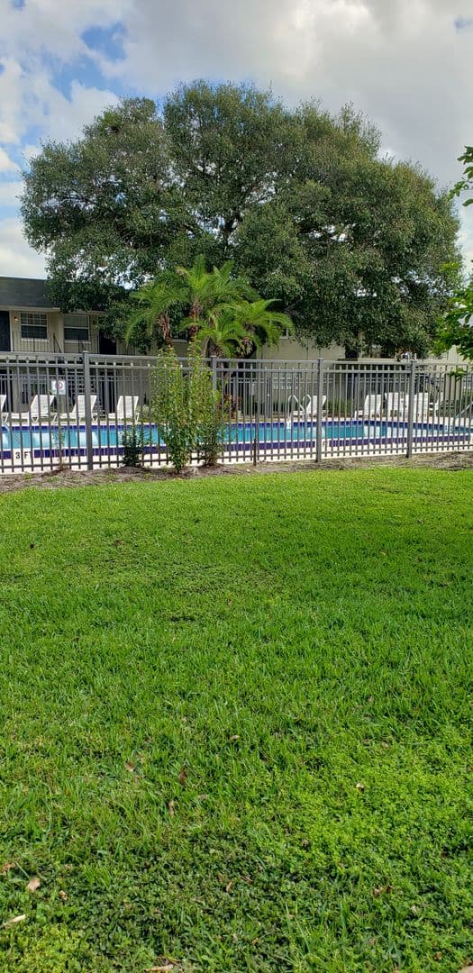 Orlando Condo: 525 S Conway Road