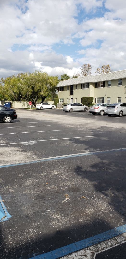 Orlando Condo: 525 S Conway Road