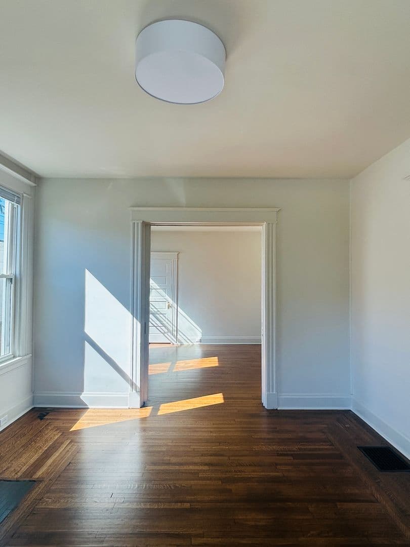 Covington Apartment: 1923 Greenup St. - Unit 1