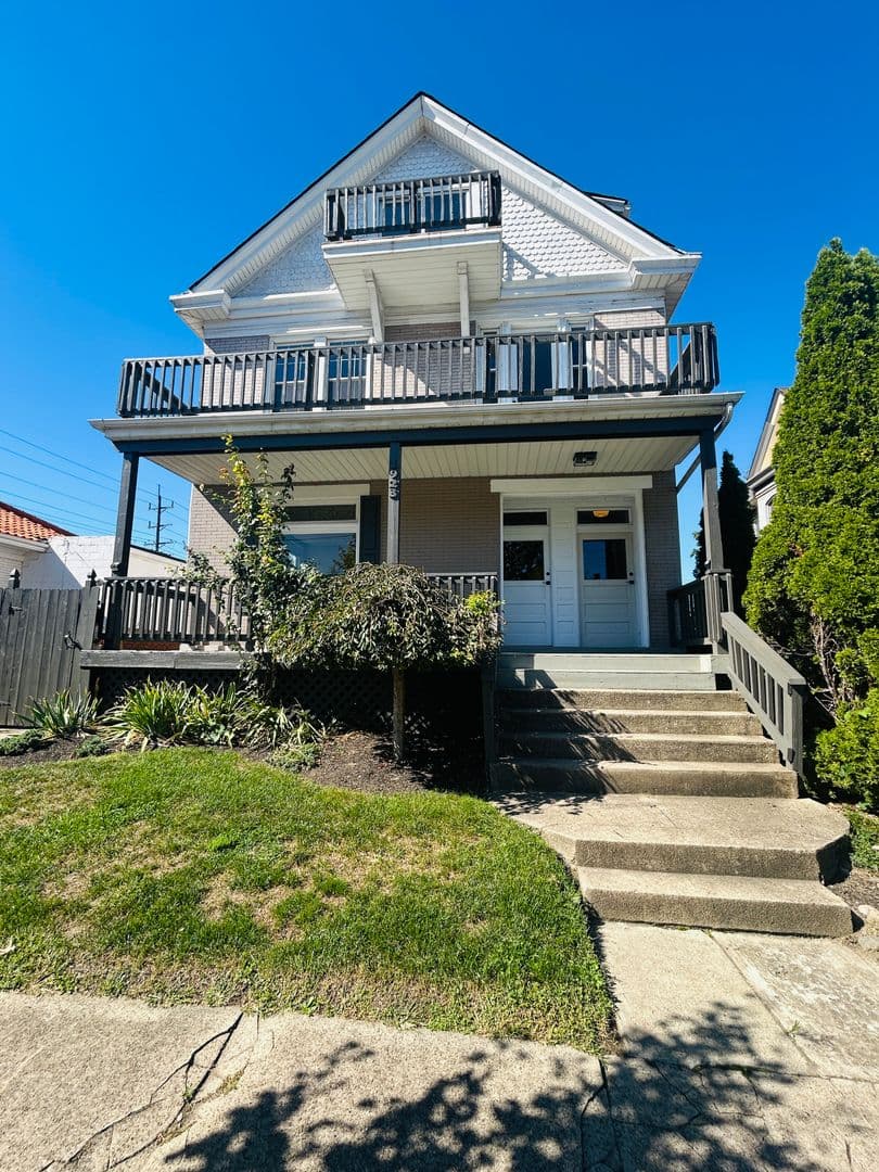Covington Apartment: 1923 Greenup St. - Unit 3