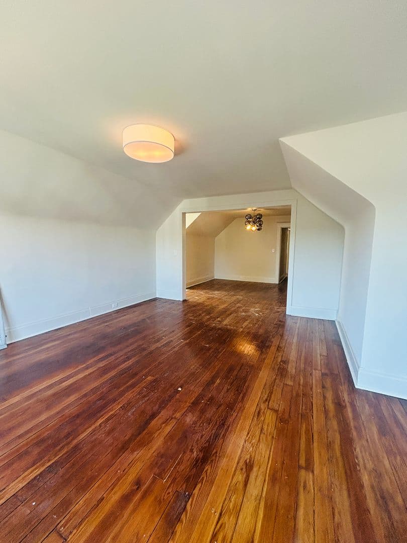 Covington Apartment: 1923 Greenup St. - Unit 5
