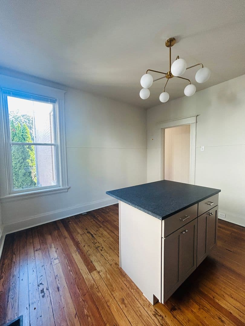 Covington Apartment: 1923 Greenup St. - Unit 1