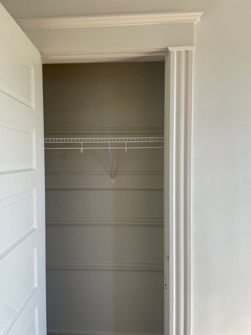 Covington Apartment: 1923 Greenup St. - Unit 4