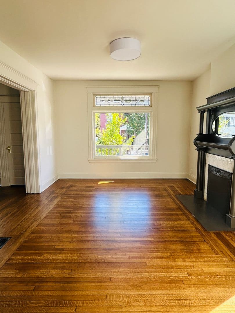 Covington Apartment: 1923 Greenup St. - Unit 1