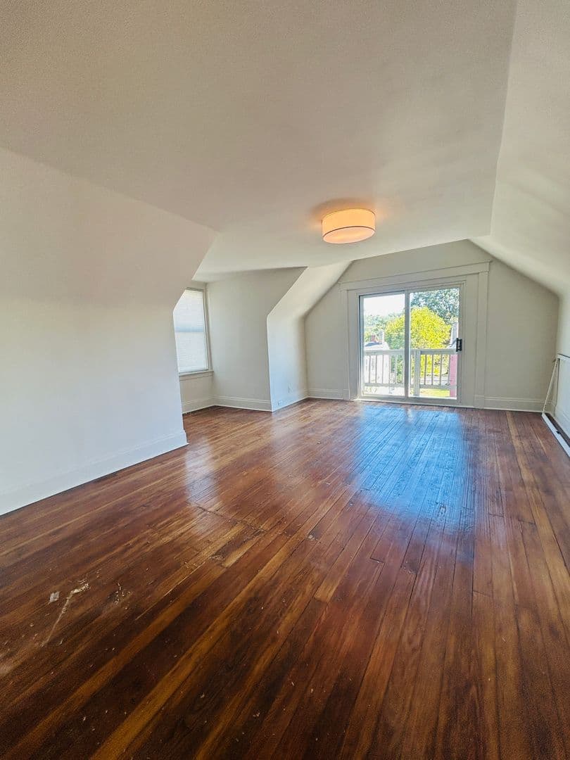 Covington Apartment: 1923 Greenup St. - Unit 5