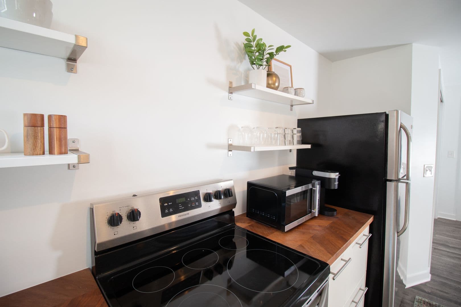 Covington Apartment: 830-832 Madison Ave.